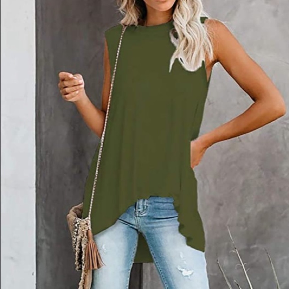 ❤️❤️❤️ Asymmetrical Tank Top